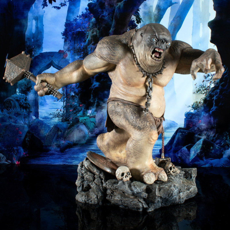 Lord of the Rings - Figurine Gallery Deluxe Troll des cavernes 30 cm