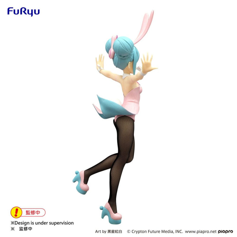 AVRIL 2025 : Hatsune Miku - Figurine BiCute Bunnies Wink Pearl Pink Color Ver. 30 cm