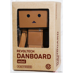 Yotsuba - Figurine mini Revoltech Danboard (Cartox)
