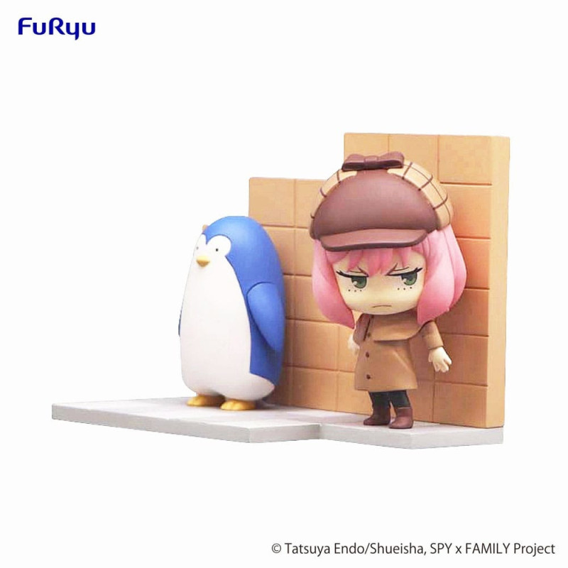 Spy X Family - Figurine Hold Anya & Penguin 10 cm BOITE OUVERTE