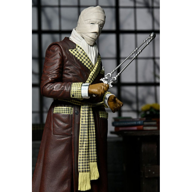 MARS 2025 : Universal Monsters - Figurine Ultimate Invisible Man Kemp House (Color) 18 cm