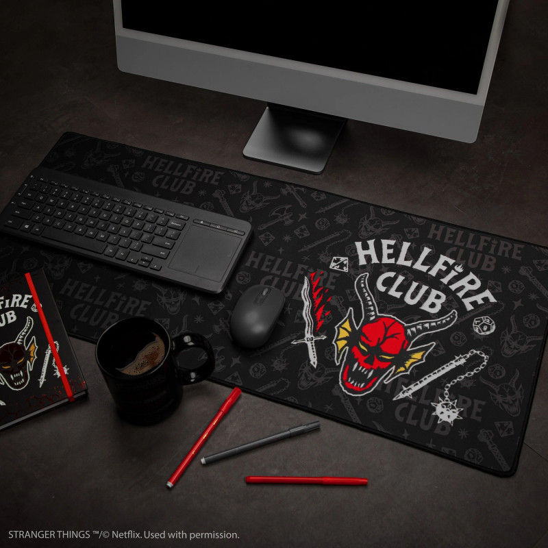 Stranger Things - Tapis de bureau Hellfire Club