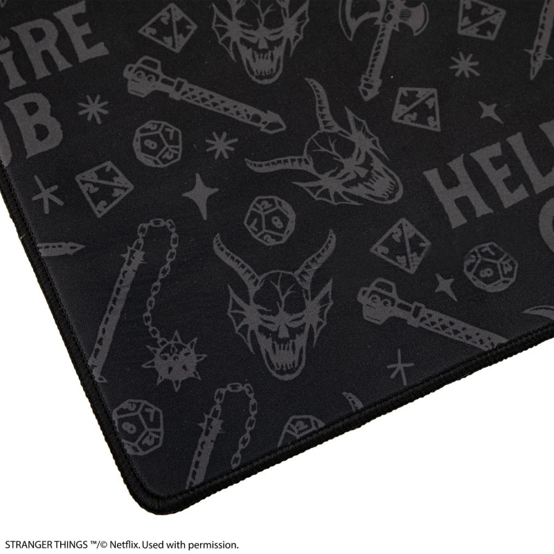 Stranger Things - Tapis de bureau Hellfire Club