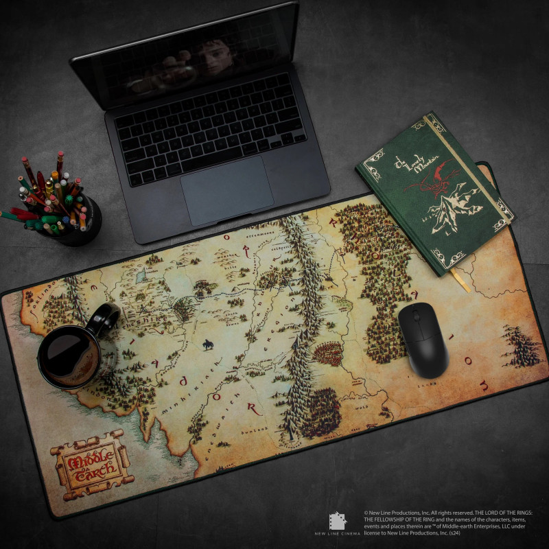 FÉVRIER 2025 : Lord of the Rings - Tapis de bureau Terre du Milieu