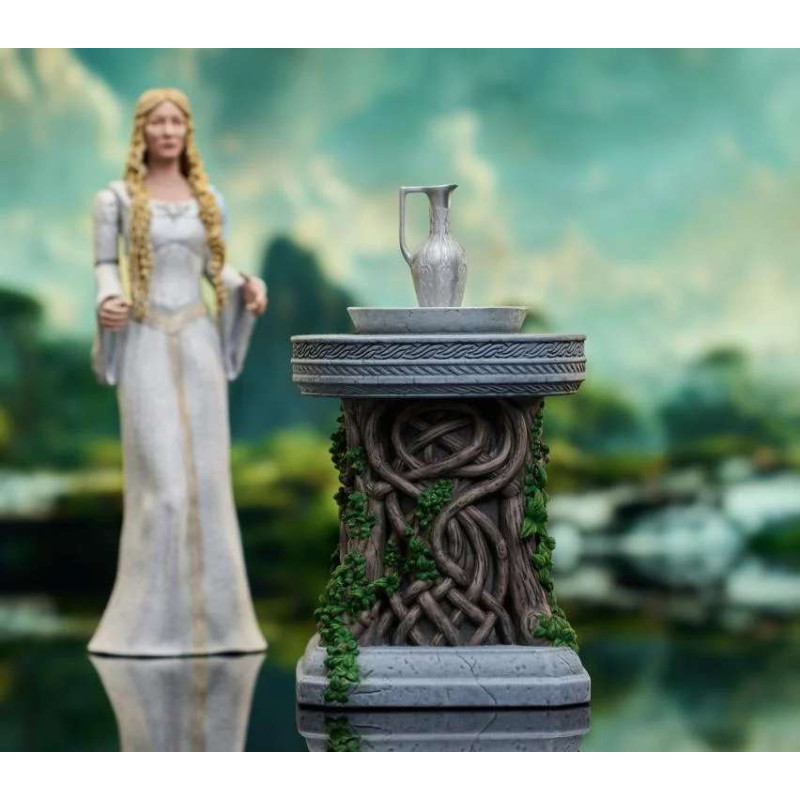 DÉCEMBRE 2025 : Lord of the Rings - Figurine Select série 10 : Lady Galadriel